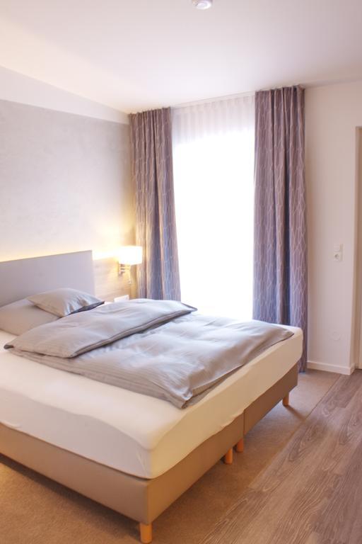 Stichwehs Hotel Am Bahnhof Elze ภายนอก รูปภาพ